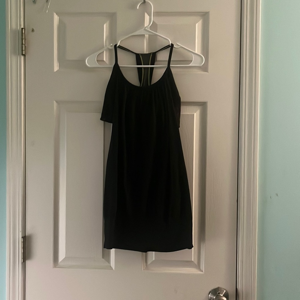 Black Lululemon tank top